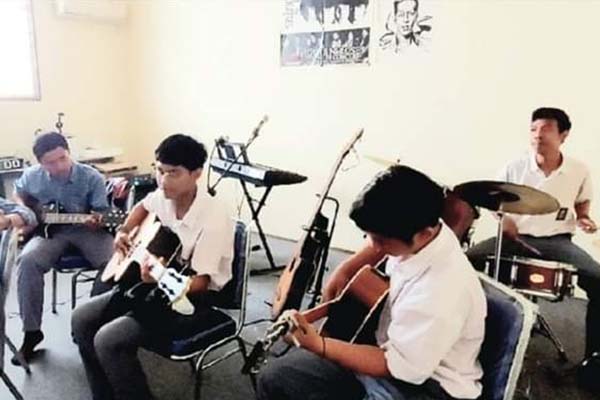 Galeri Kegiatan - SMK PGRI Citeureup - Ekstrakurikuler Band